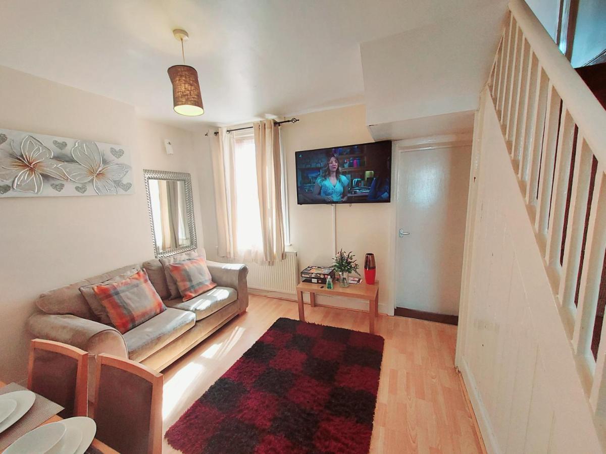 Cedar Villa - Perfect For Longer Stays ชาแธม ภายนอก รูปภาพ