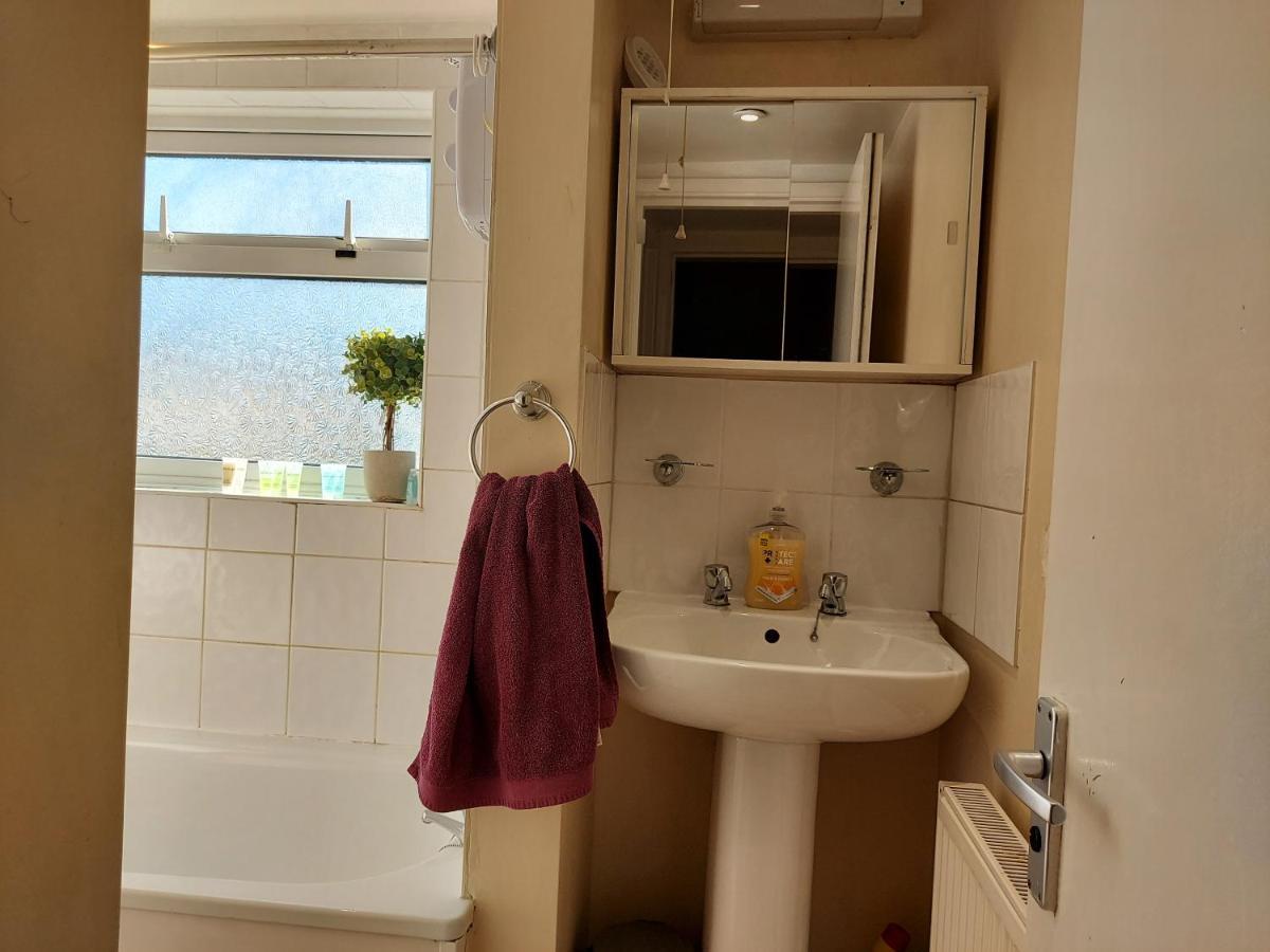 Cedar Villa - Perfect For Longer Stays ชาแธม ภายนอก รูปภาพ